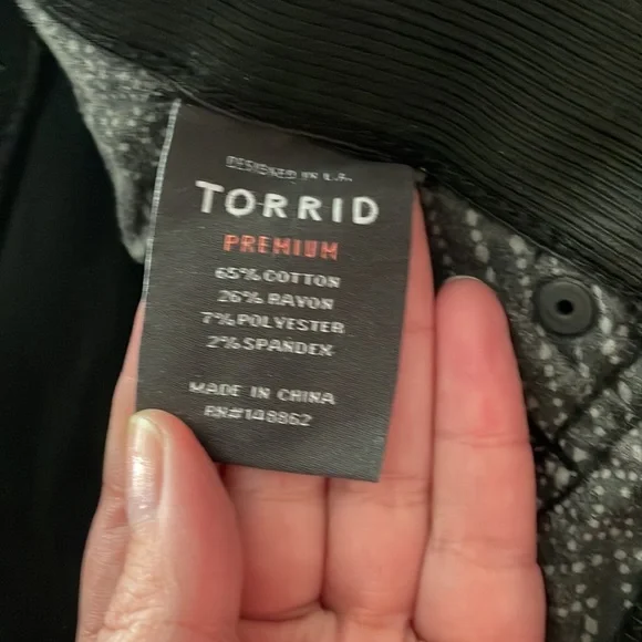 Torrid Jeans - Picture 4 of 5